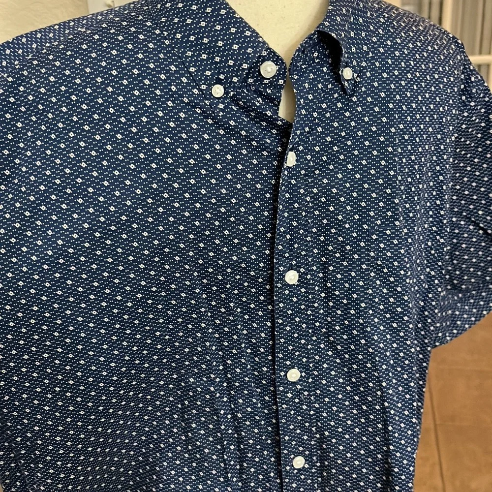 J.Crew navy blue small print shirt sleeve button down shirt Size XL